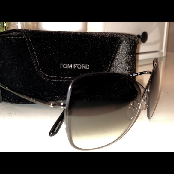 Tom Ford Sunglasses - Picture 3 of 3